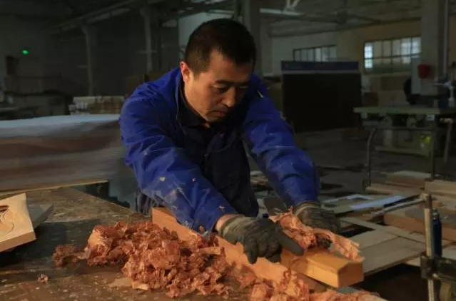 實木家具好不好要從出身看品質，實木家具生產加工的基本流程竟如此復雜